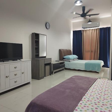 Studio Suite Homestay Klia Sepang Dış mekan fotoğraf