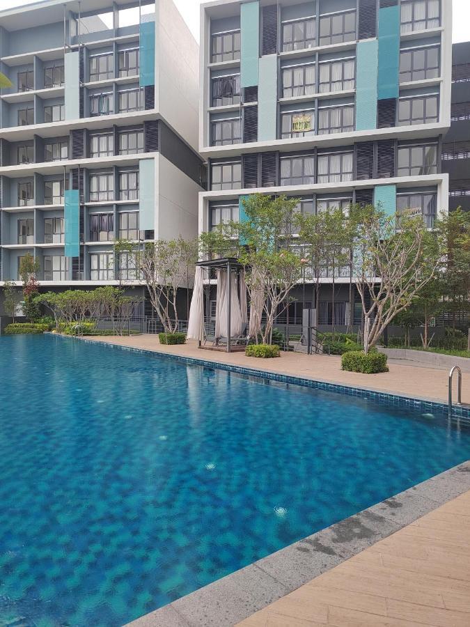 Studio Suite Homestay Klia Sepang Dış mekan fotoğraf