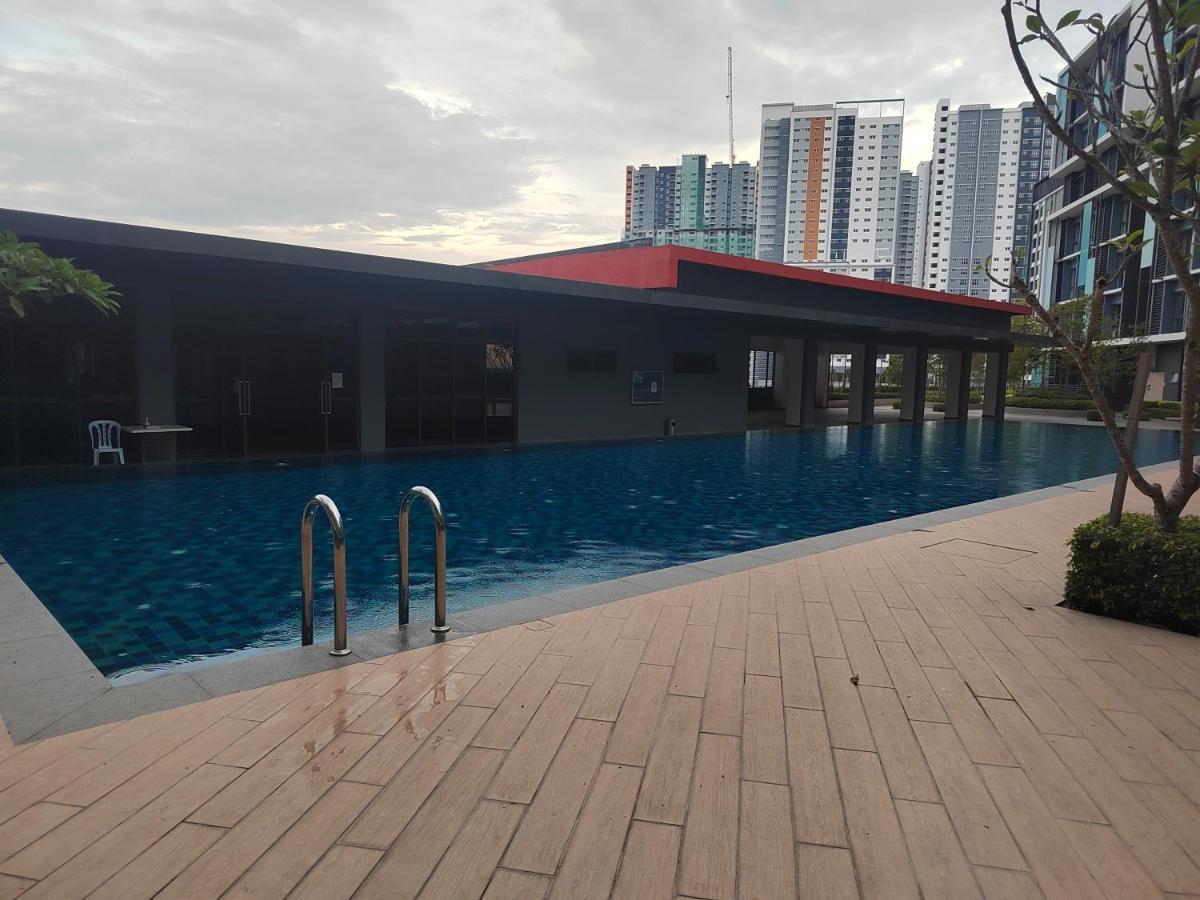 Studio Suite Homestay Klia Sepang Dış mekan fotoğraf