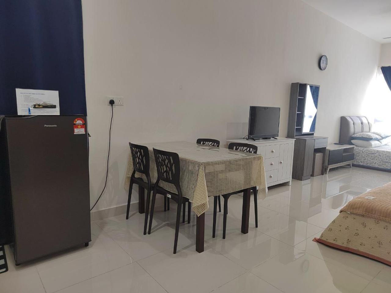 Studio Suite Homestay Klia Sepang Dış mekan fotoğraf