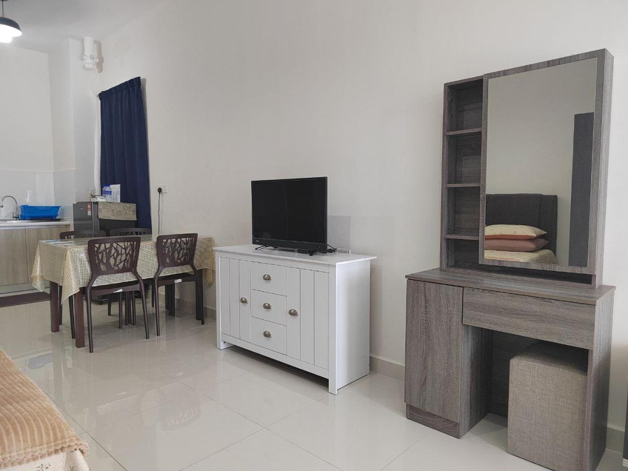 Studio Suite Homestay Klia Sepang Dış mekan fotoğraf